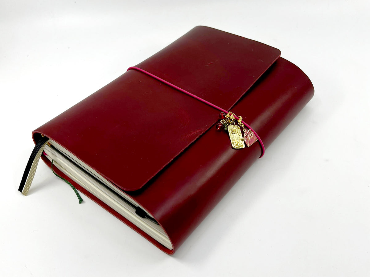 Montana Tri-Fold Refillable Leather Journal
