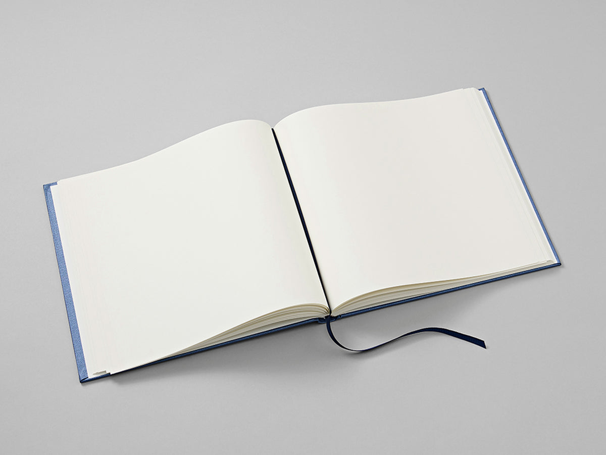 Metallic Edition Classic Guest Book